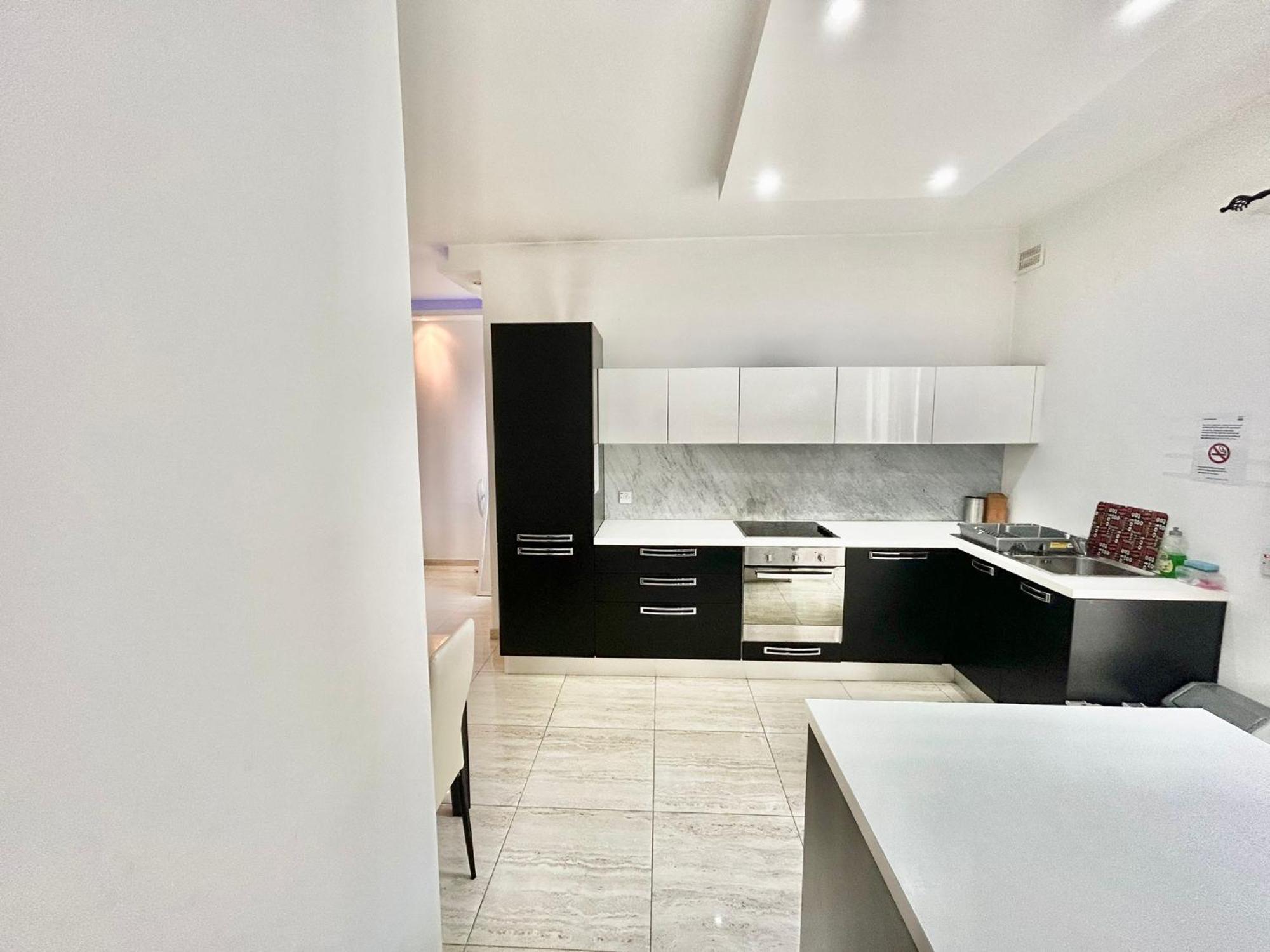 Sliema 2 Bedroom Apartment Bagian luar foto